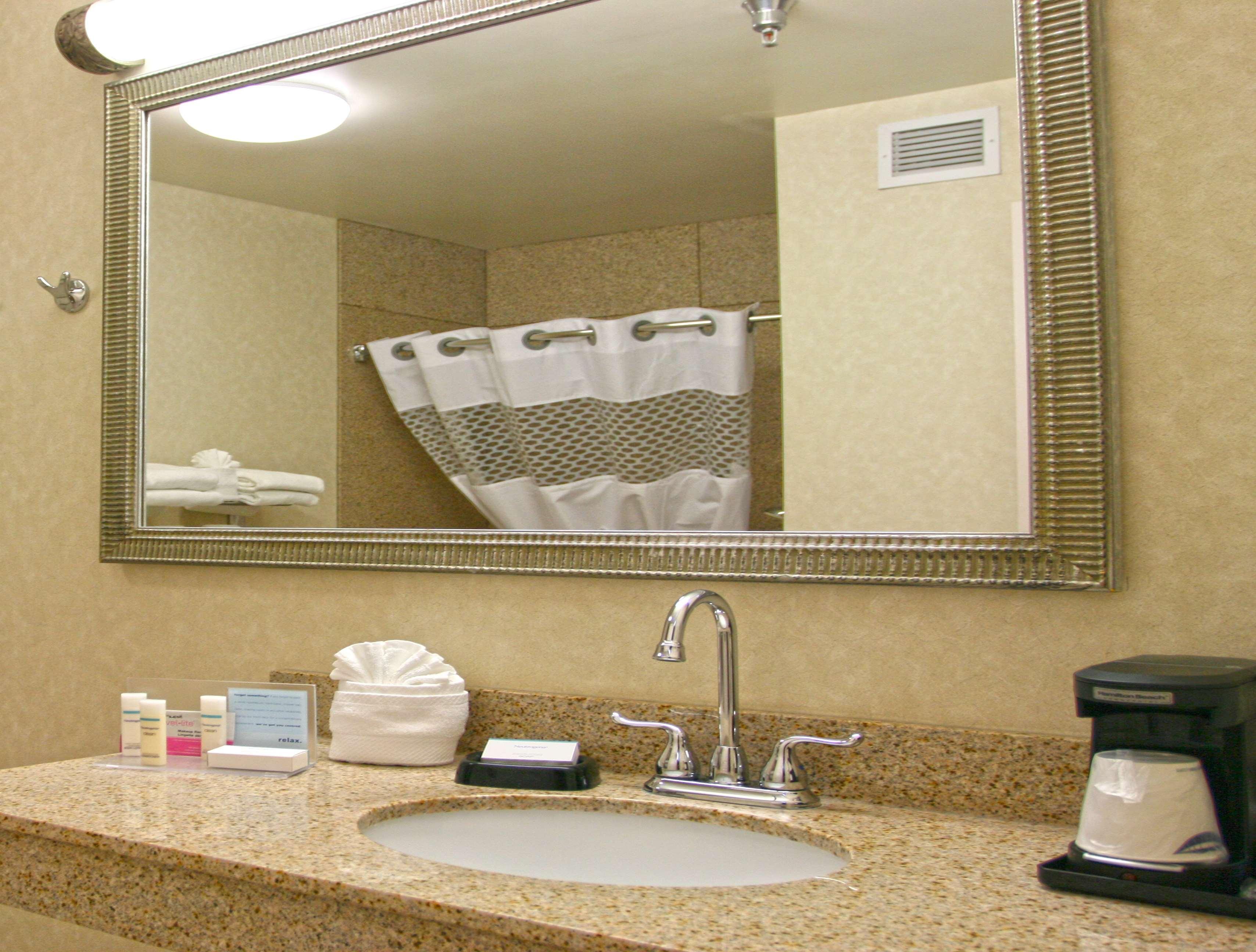 Hampton Inn Norfolk Kültér fotó