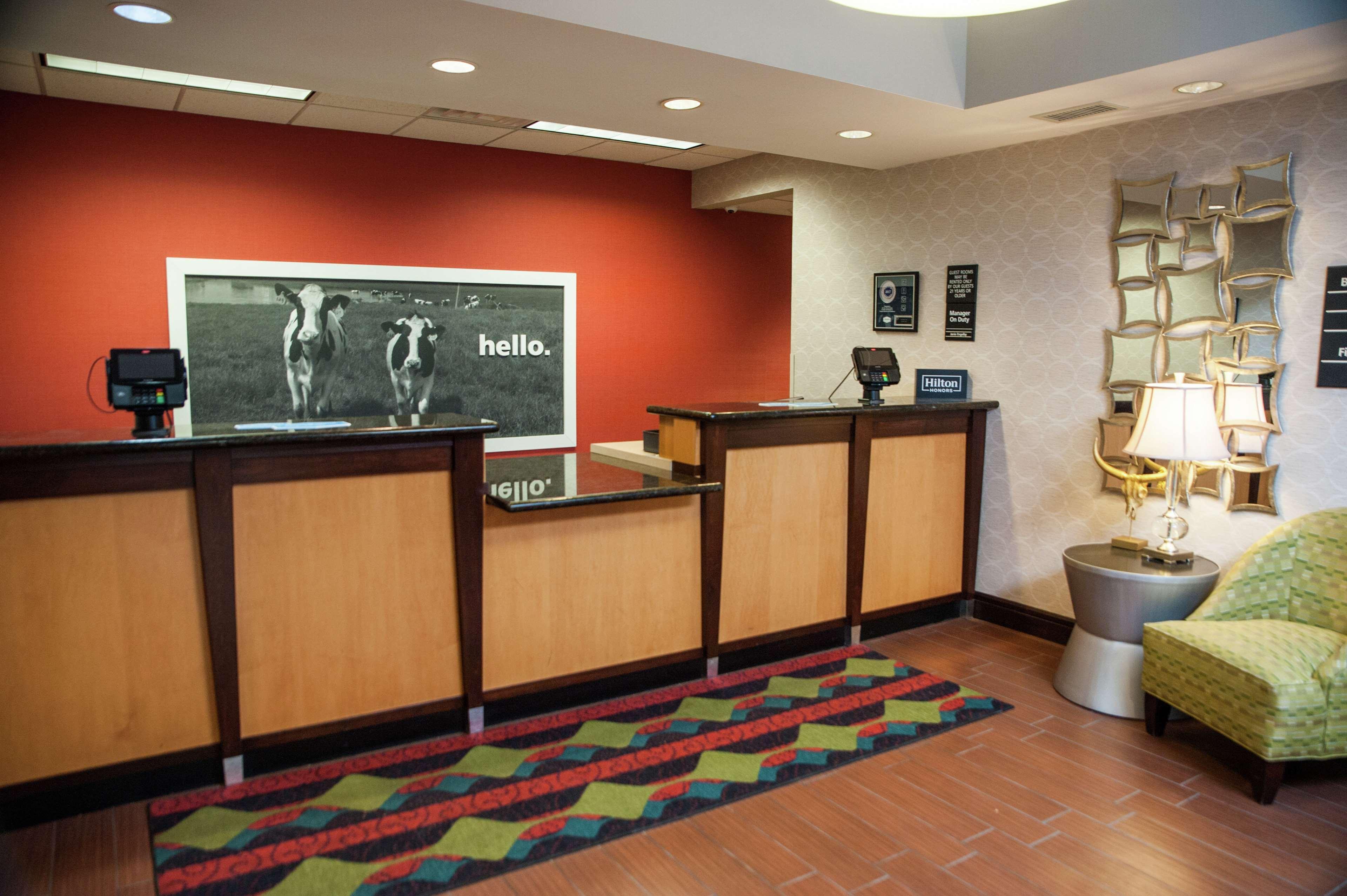 Hampton Inn Norfolk Kültér fotó