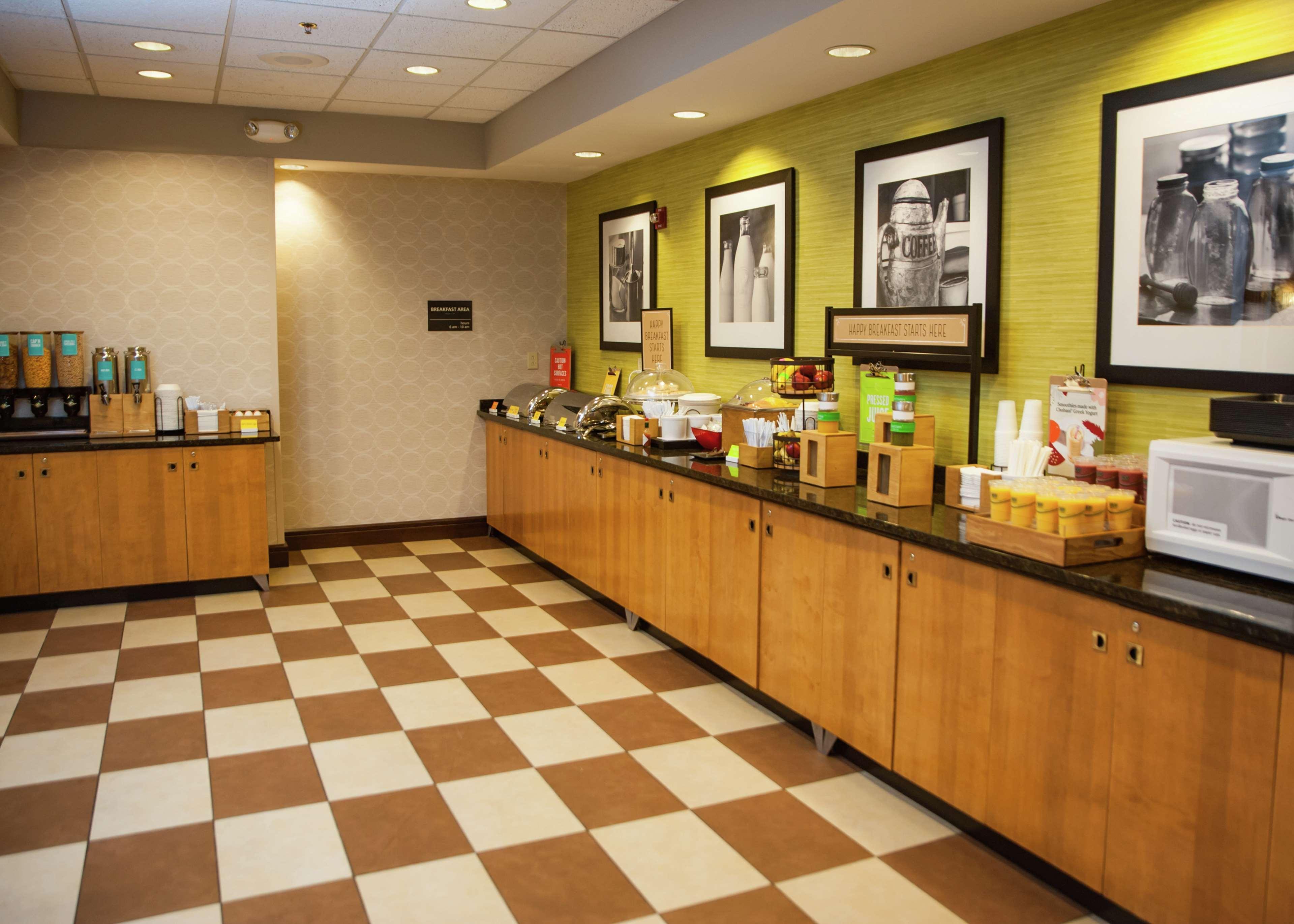 Hampton Inn Norfolk Kültér fotó