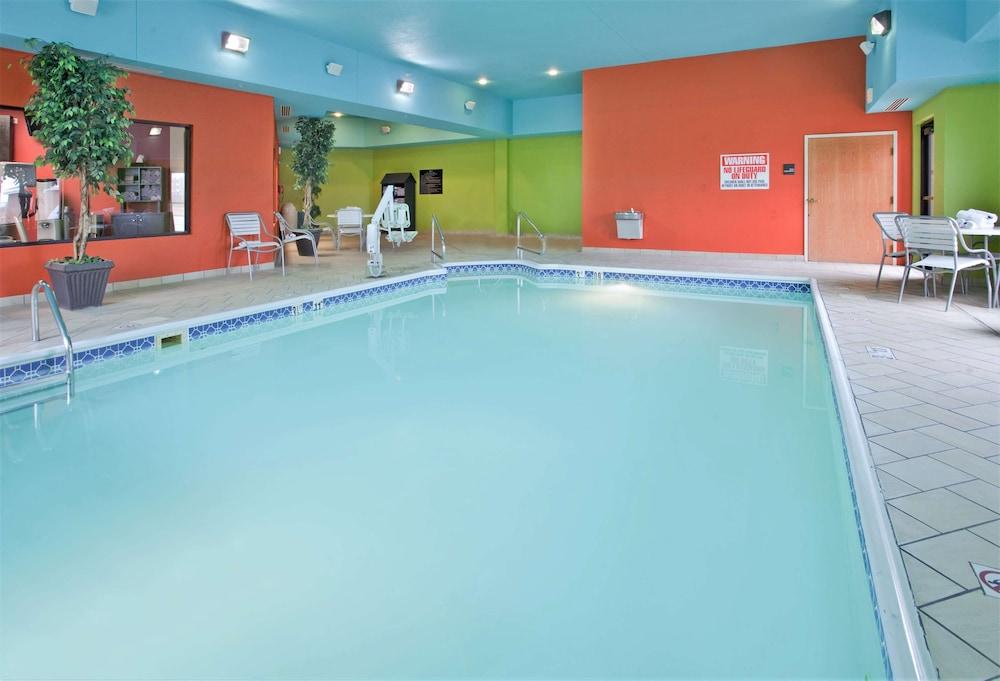 Hampton Inn Norfolk Kültér fotó