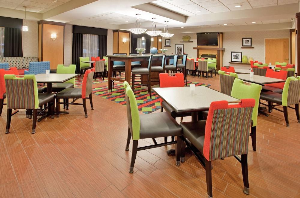 Hampton Inn Norfolk Kültér fotó