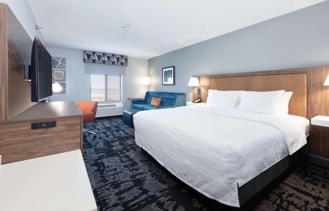 Hampton Inn Norfolk Kültér fotó